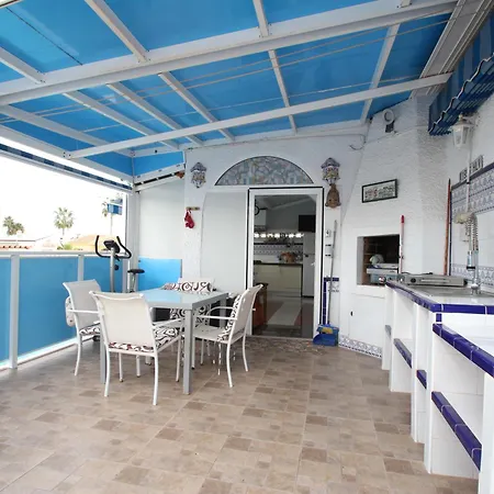 Marvelous With Pool Τορεβιέχα